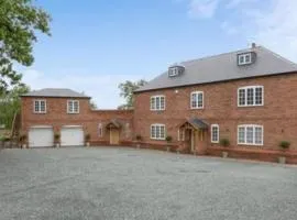 Annexe at The Chalet - A one bedroom annexe with gorgeous countryside views