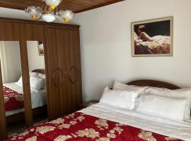 Sweet home Leskovik, hotel em Leskovik