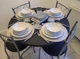Modern North Shields Home - Perfect for Short or Long Stays, khách sạn ở Newcastle upon Tyne