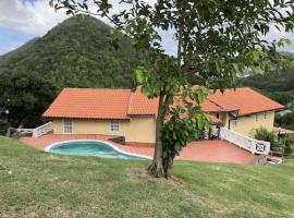 Uniek Villa, Hotel in Gros Islet