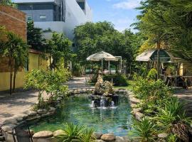 Long Homestay Mỹ Hạnh - Hotels, хотел с паркинг в &ETH;ức H&ograve;a