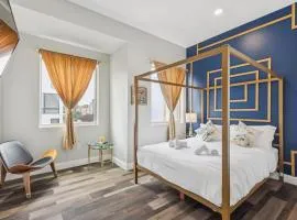 Stay at Luna on 16th & Ridge Ave