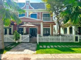 SUNRISE Beach Villa - Wonderland Royal Ho Tram