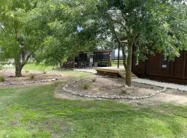 Country Cottage On City Doorstep