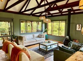 Elephant loft, hotel in Stormsrivier