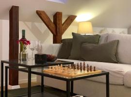 Ferienwohnung Waldnest, Hotel in Hatten