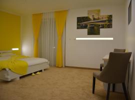Hotel Vrata Bosne โรงแรมที่มีที่จอดรถในเวลิคา คลาดูชา