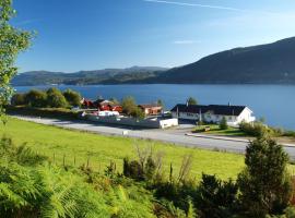 Langenuen Motel & Camping, hotel com estacionamento em Stord