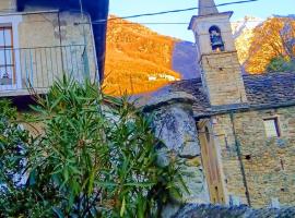 La Casa Antica, hotel in Pont-Saint-Martin