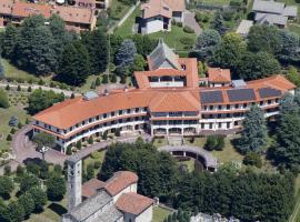 Centro di Spiritualità Maria Candida, guest house in Armeno