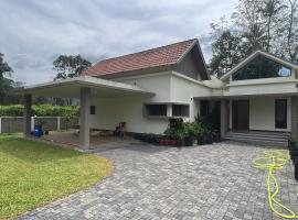 ETSA Pepper Paradise, hotel a Kannādi