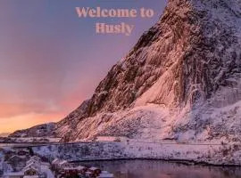 Husly Reine - your home with Reinebringen view