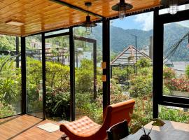 Bách Xanh House. Nhà Gác Lửng, hotel i Vĩnh Phúc