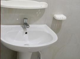 331,50 Heenkendha, Ragama, hotelli kohteessa Ragama