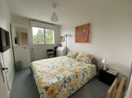 Bed and Breakfast Nantes au calme proche aéroport, gare et centre-ville, khách sạn ở Saint-Sébastien-sur-Loire