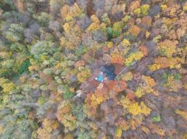 Forest Home 01 by GREEN Croatia, hotel em Ivanec