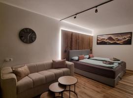 Apartment Mountain Escape، فندق في سانكت مارتن باي لوفر