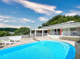 Villa Felix Pool cozy garden, hotel a Le Marin