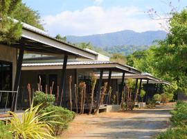 บ้านสราญรัตน์, hotel in Ban On Luai