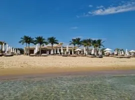 Apartment complex Breeze