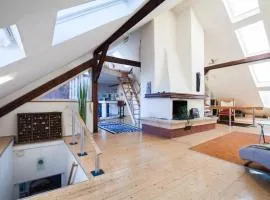 Urban Central Penthouse I Self Checkin