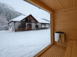 Lacu Roșu Mountain Lodge, hotel in Lacu Rosu