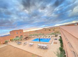 Itrane sahara Auberge, hotel in Taouz