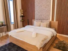 Lovely Private Rooms in 5BR shared Apartment in the Heart of Ghent for Groups