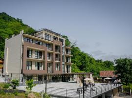 Nabada Hotel - Riverside, hotel em Ozurgetʼi