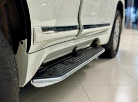 SilkRou Travels Private Car Hire, hotel a Sri Jayewardenepura