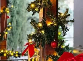 Villa Toni Mediterranean Family Lake Retreat