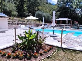 Les Hauts de Cabanoule - Gîte BAMBOUSERAIE - GENERARGUES, hôtel à Générargues