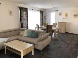 Villa 3 Ch climatisée avec piscine & jacuzzi, parking privé, centre à pied