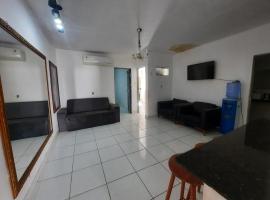 Casa central mobiliada, hotel em Caicó