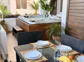 La Belle Vue - Nouveau - Jacuzzi SPA Privé & Chauffé, Hotel in Cabo Negro