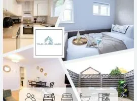 2BR Home in Hemel for Families & Contractors with Parking