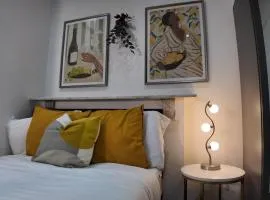 Meadow Cozy Space with Parking and Netflix