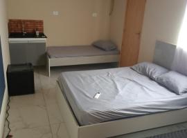 EL Shaday, Hotel in Guarujá