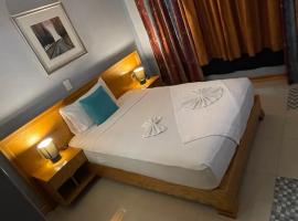 Spencer Residencial QUARTOS, hotel i Praia