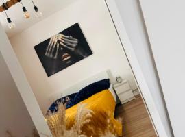 Dominica Apartments, hotel i Żary