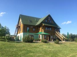 Guest house Citrons، فندق في Čornaja
