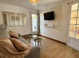 Comfortable stay, sea & beach within walking distance