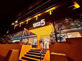 FIFTY5 Suite Hotel, hotel met zwembaden in Marmaris