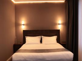 Onyx, hotel em Crăsnăşeni