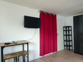 Modern Appartement near city of Darmstadt, hotel i Griesheim