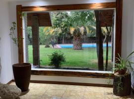 Parcela Exclusiva con Piscina y Quincho en Pirque, hotel en Pirque