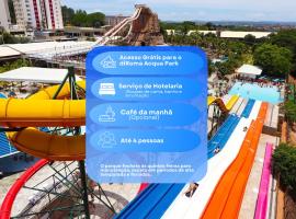 Spazzio Diroma com acesso ao Acqua Park todos os dias, acomoda&ccedil;&atilde;o com cozinha em Caldas Novas