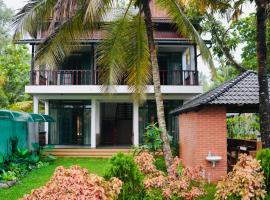Mango Lantern Villa ,Kollam, hotel em Perumanseri