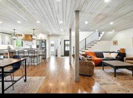 Big Meadow Farm at New London and Pleasant Lake，Wilmot的飯店