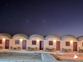 Wonder Bird Hotel